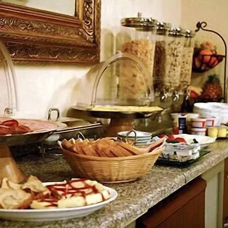 Monte Cristo Hotel 3*