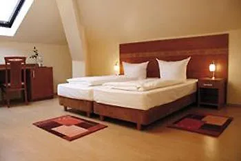 Monte Cristo Hotel 3*